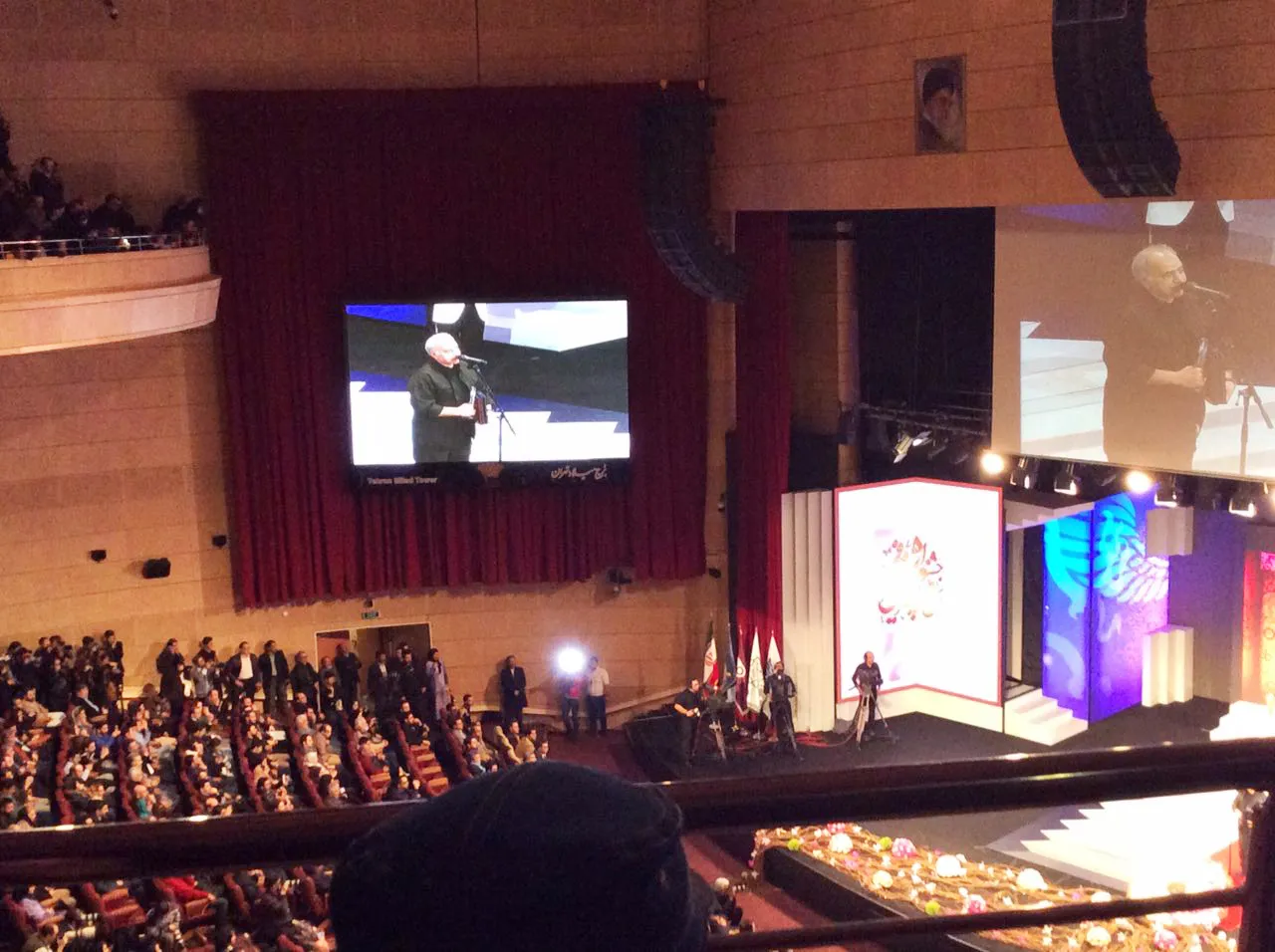 حضور در اختتامیه سی و چهارمین جشنواره فیلم فجر