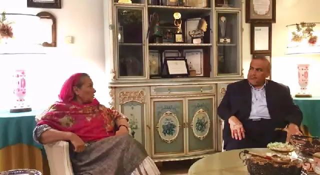 دیدار و گفتگو با مدیر و هنرمندان مؤسسه فرهنگی هنری لوتوس