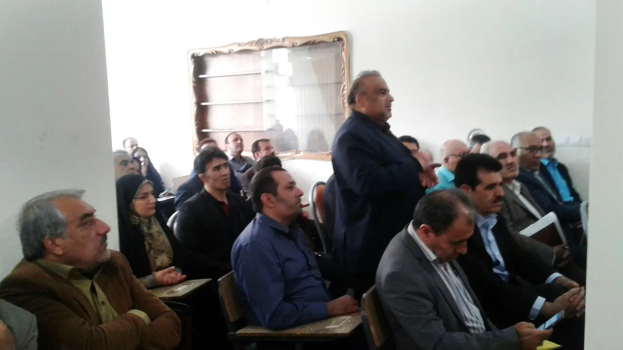 در جمع فرهنگیان مجمع فرهنگی تهران