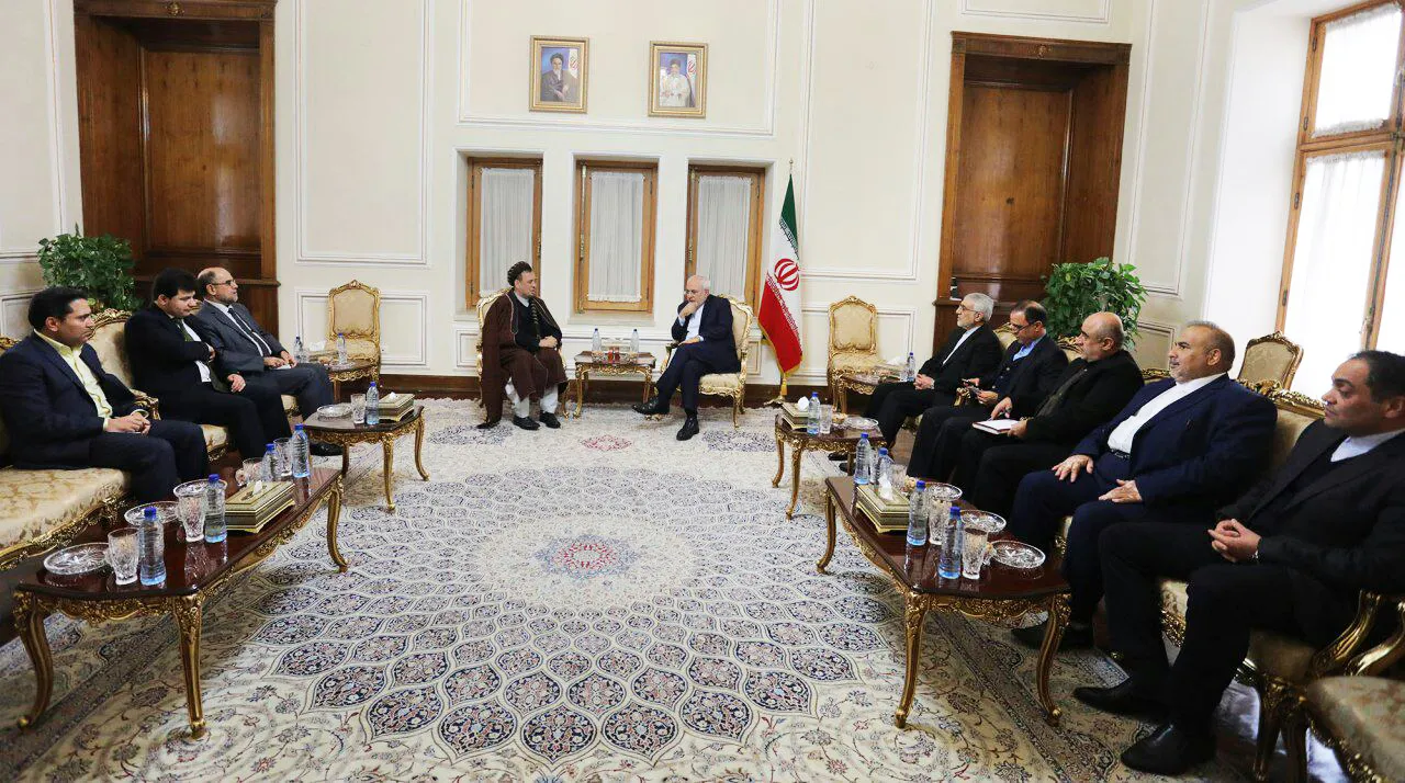 دیدار آقای دکتر ظریف وزیر امور خارجه وقت با آقای محقق