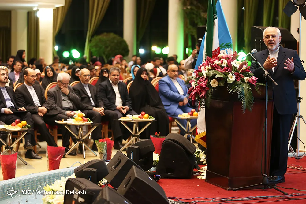 مراسم تکریم خانواده شهدا و ایثارگران در وزارت امور خارجه