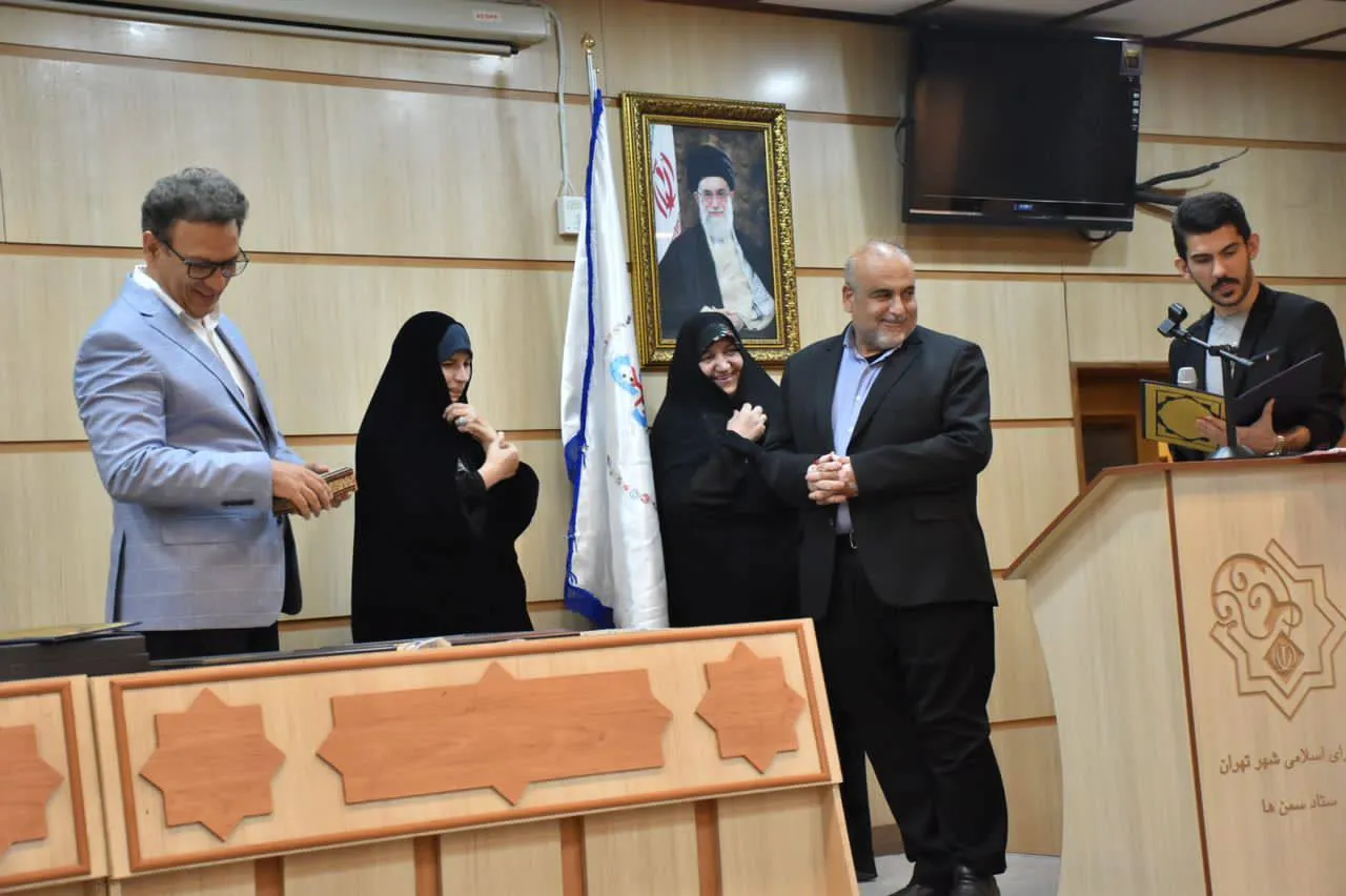 گردهمایی بانوان بهبودیافته و در حال درمان تحت عنوان «خادم یاران سلامت»