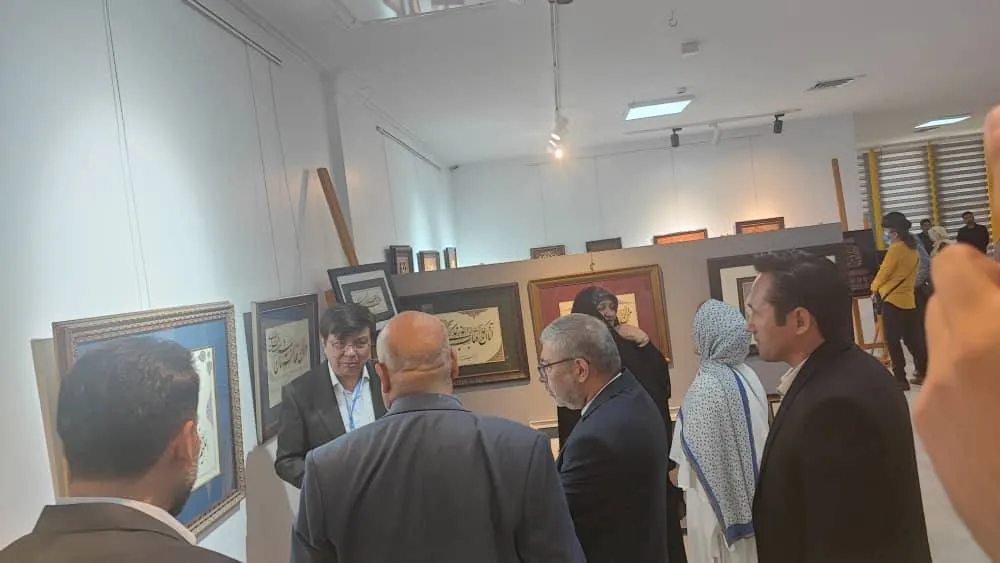 بازدید از نمایشگاه خط در استان البرز